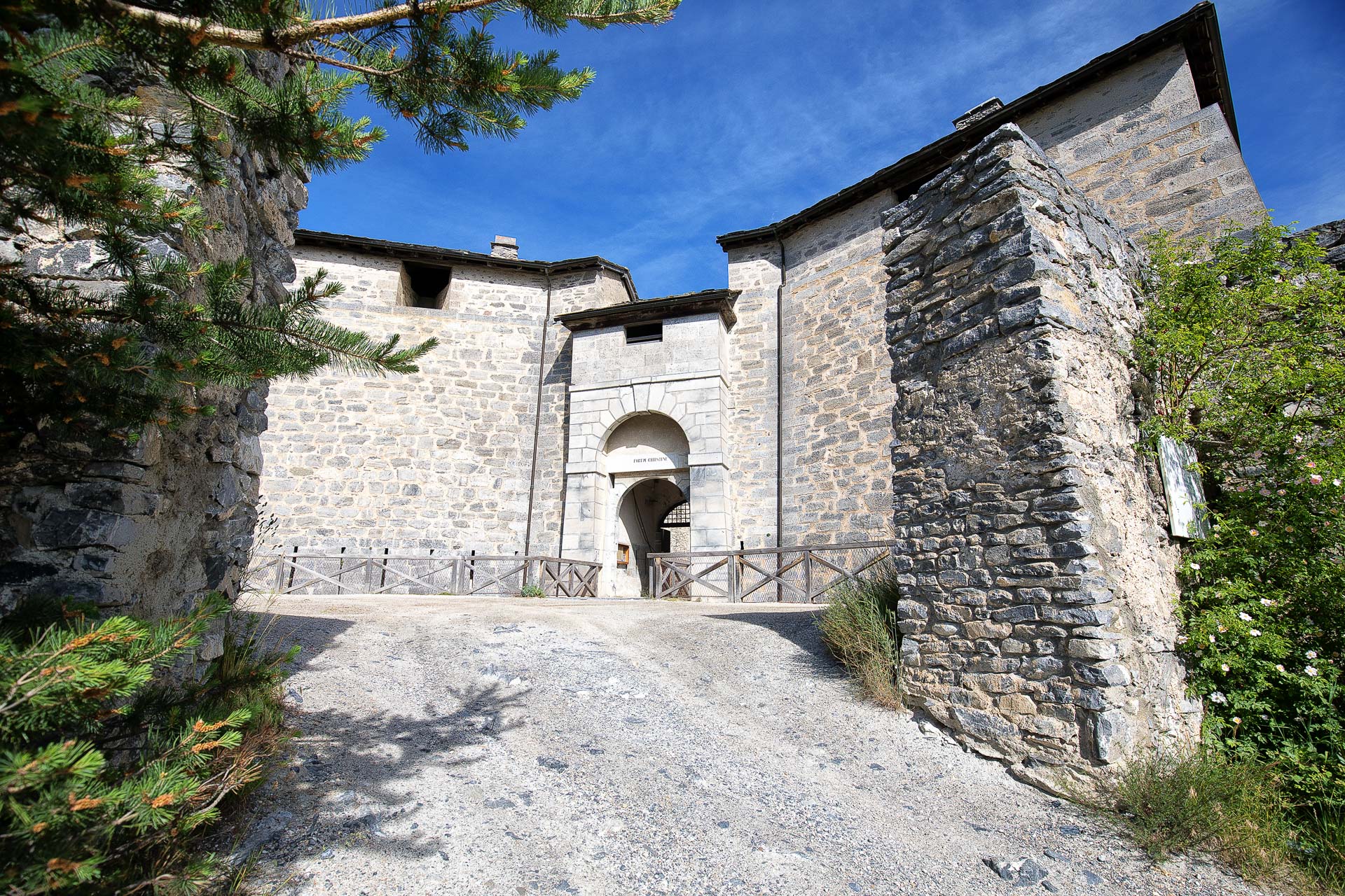 ENTRANCE TO THE FORT