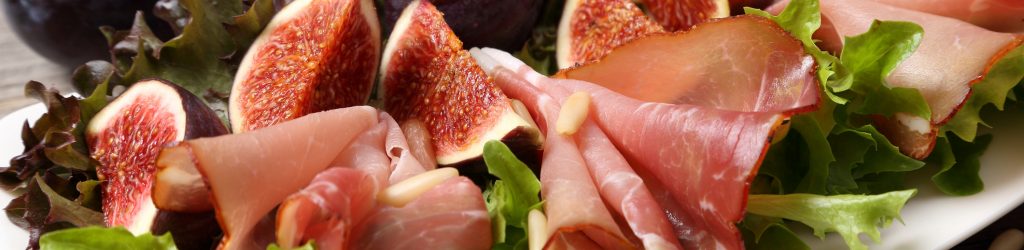Salad with prosciutto Salad with prosciutto ham, figs and pine nuts.
